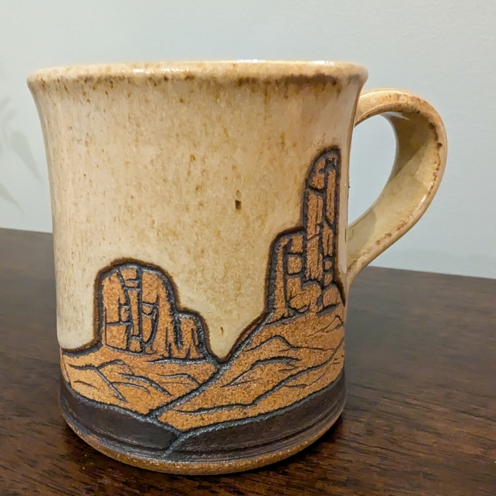 Desert Rock Buttes Handmade Vintage Mug - Picture 1 of 15